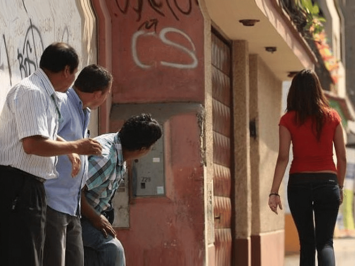 Multas de hasta $125 mil por acoso callejero e insultos en una ciudad santafesina 