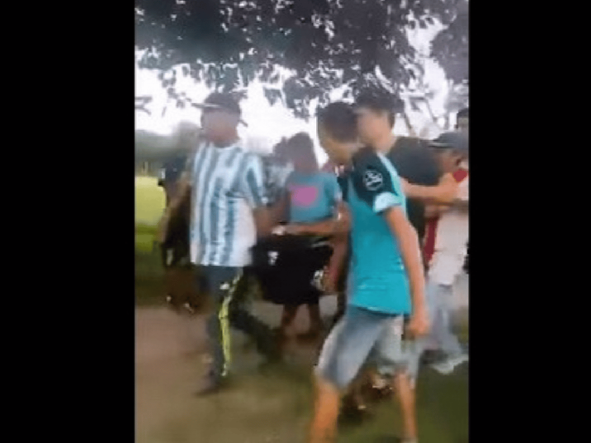 [Video] Despiden a los tiros a un joven ultimado