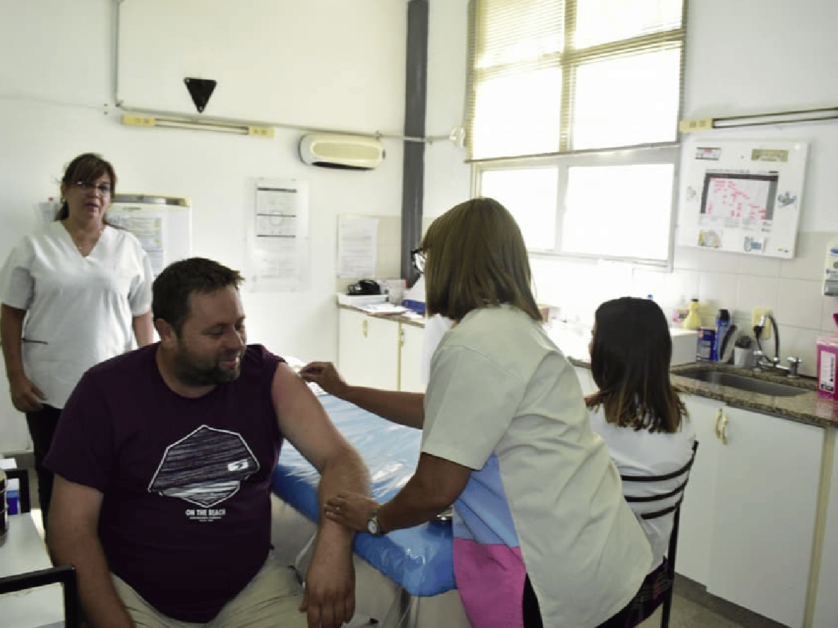 Frontera vacuna contra la gripe, sarampión y fiebre amarilla