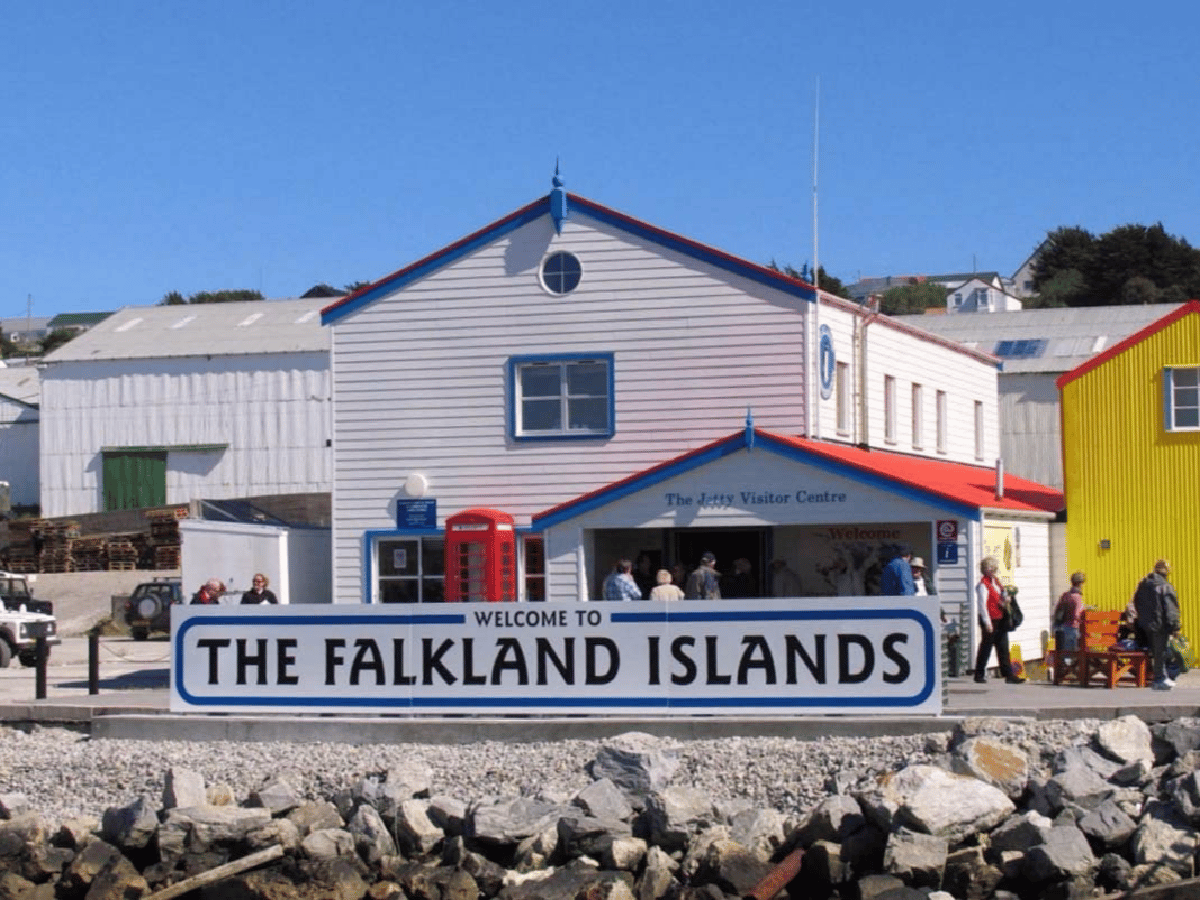 Ya es legal el matrimonio igualitario en las Islas Malvinas  