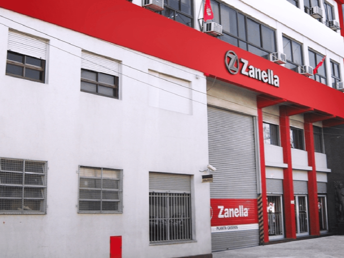 Zanella despidió a 70 empleados en caseros y cerró su tercera planta en el año