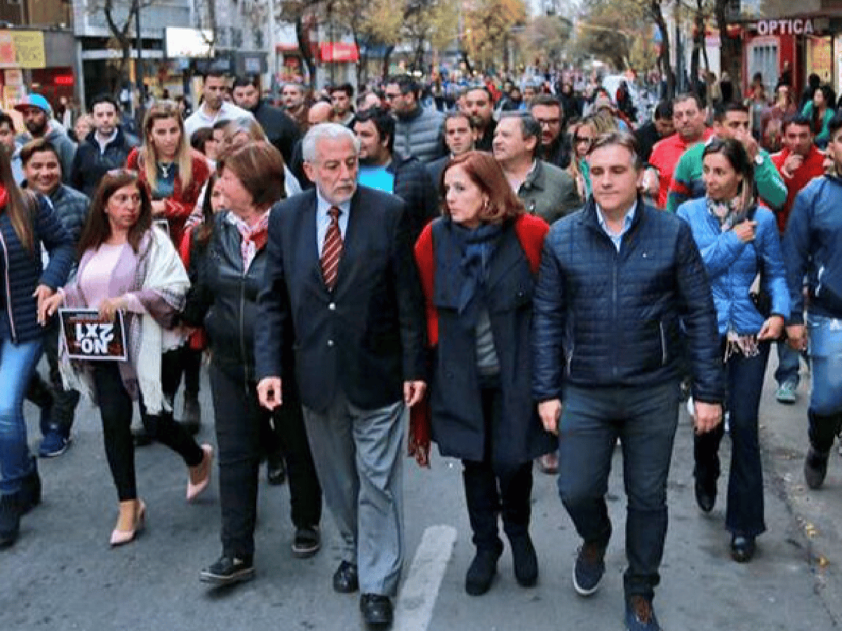 Llaryora y Vigo encabezarían la lista de Unión por Córdoba en las legislativas de octubre 
