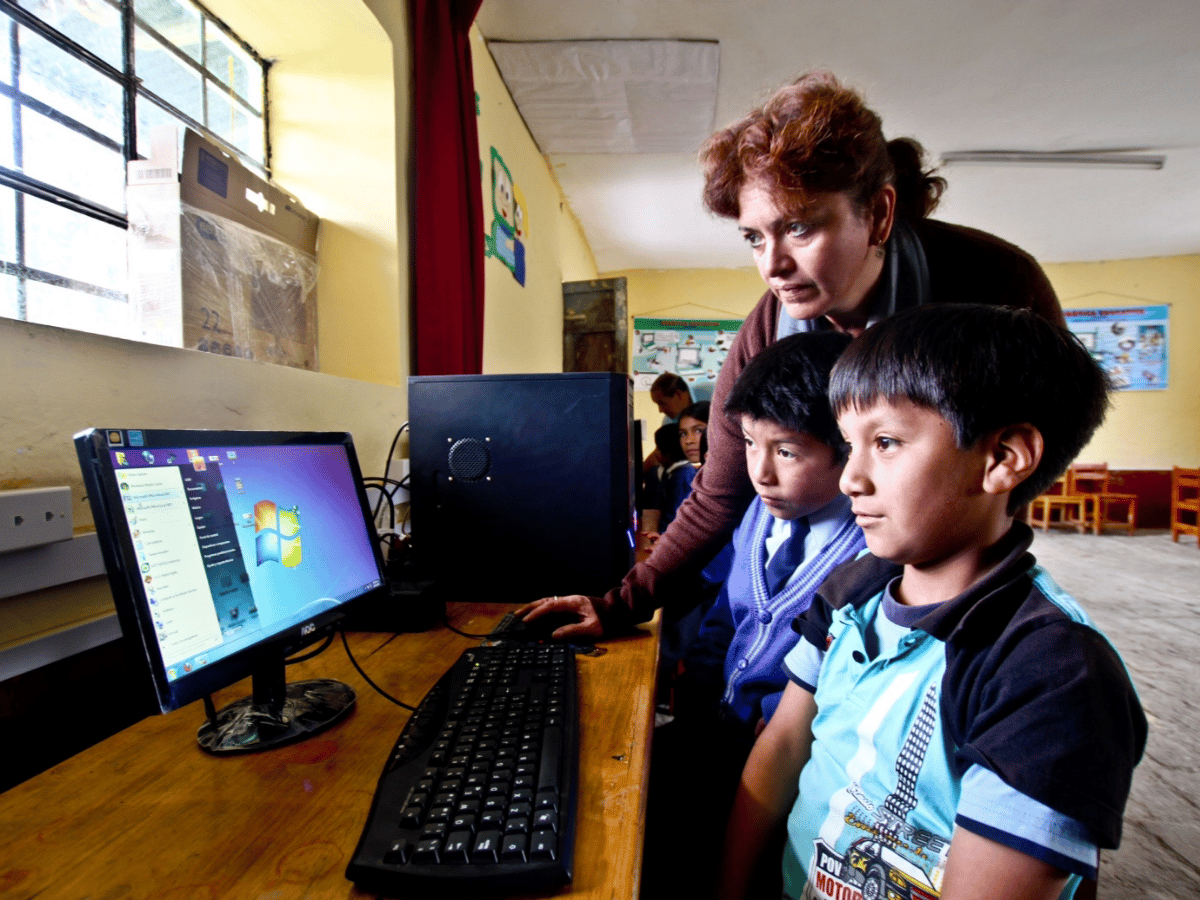  Brindarán conexión a Internet a escuelas rurales de San Justo 