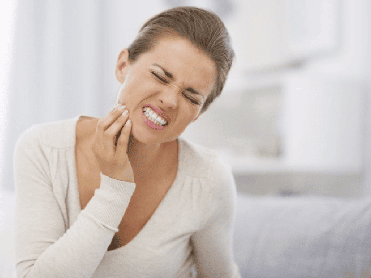 ¿Por qué hay que cuidar la  boca durante la menopausia?