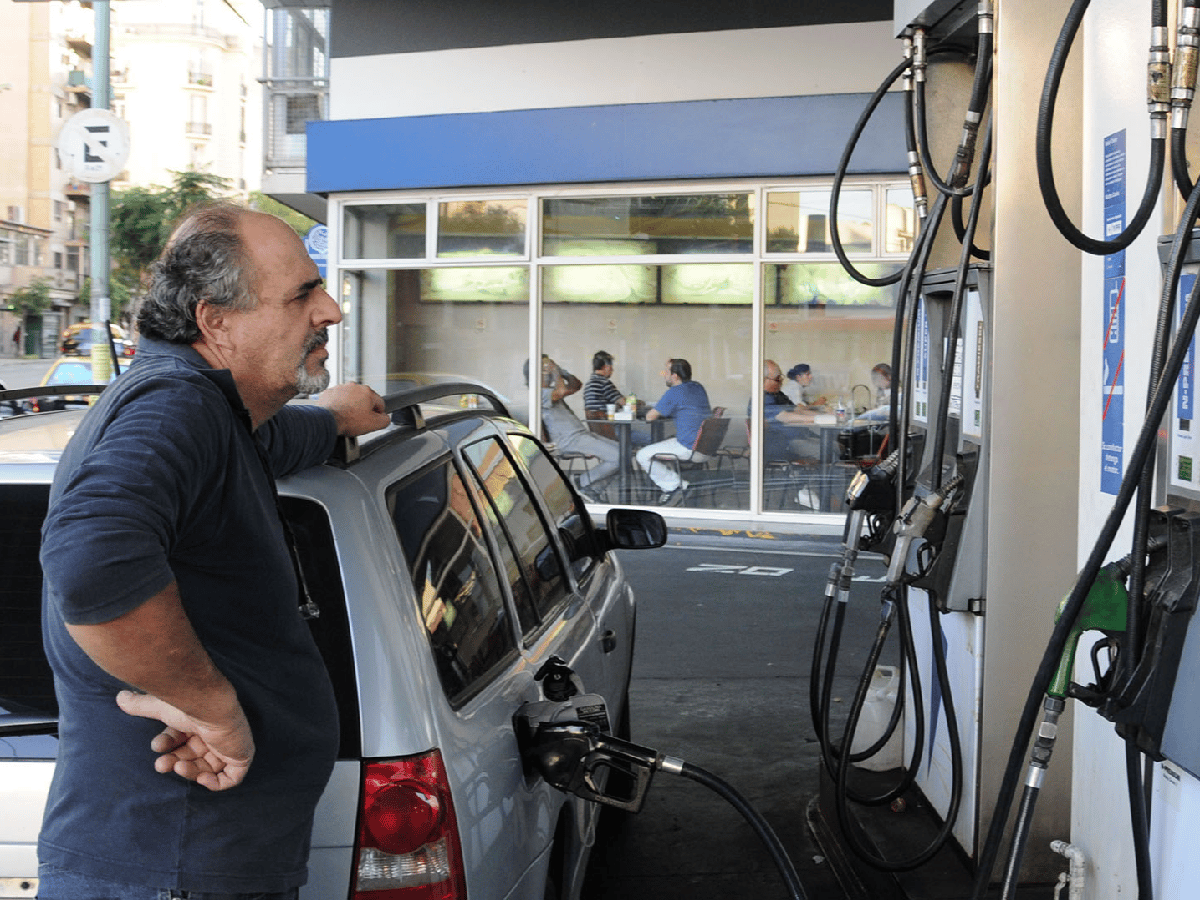 Combustibles: advierten un atraso del 38% en precios y ya hay desabastecimiento