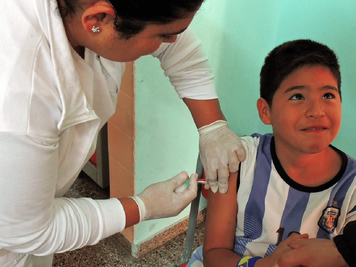 Arroyito se prepara para vacunar contra sarampión y rubeola 