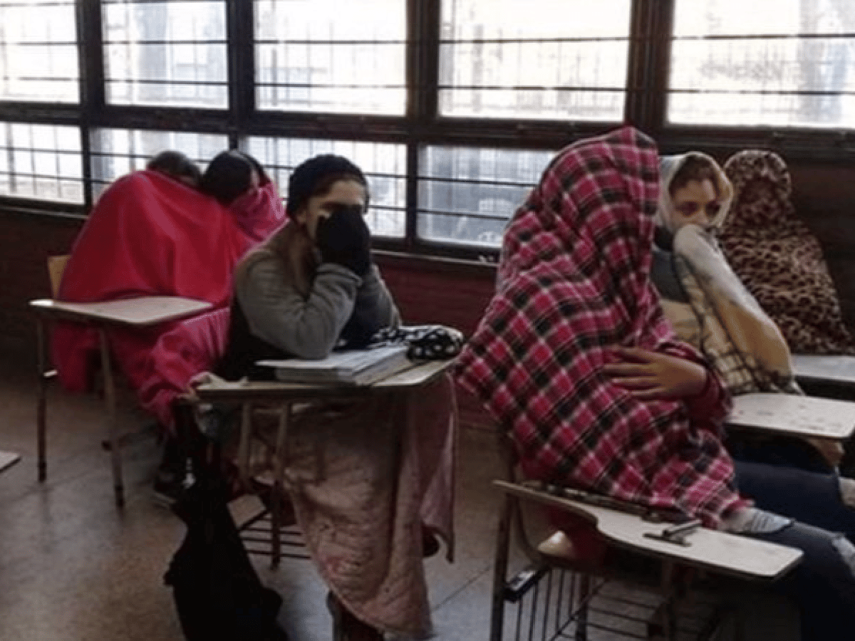 Hay 500 mil alumnos sin gas en las escuelas bonaerenses en plena ola polar, denuncia Suteba