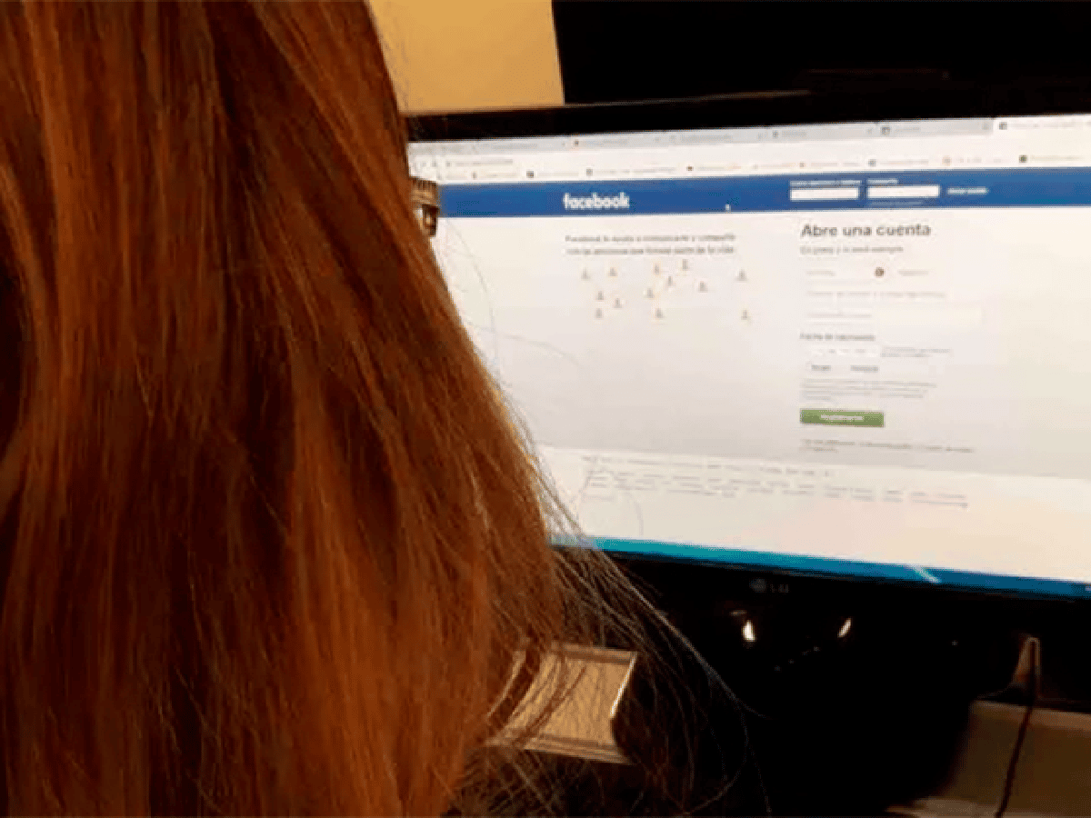 Condenaron a una mujer por difamar a su expareja a través de una red social   