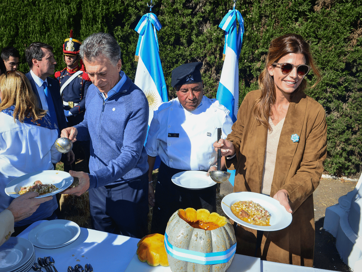 Macri y Awada compartieron el tradicional locro en Olivos 