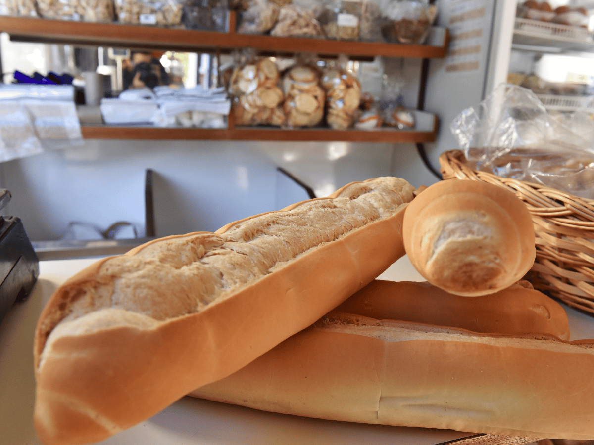 Panaderos denuncian que “no pueden absorber más aumentos”
