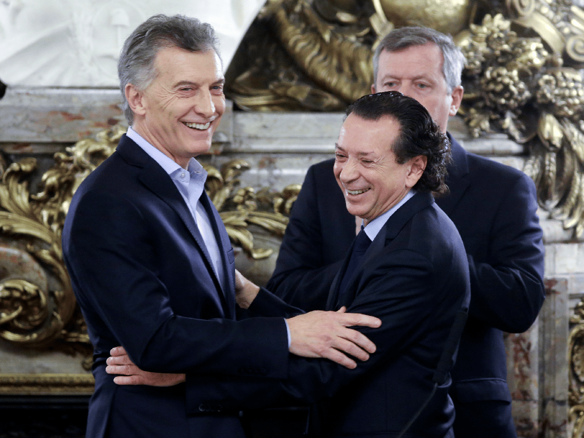Macri puso en funciones a Iguacel y Sica en Energía y Producción 