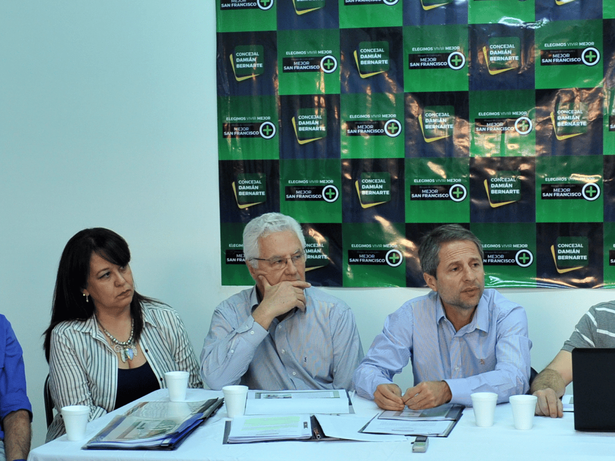 Bernarte: “Planteamos la vuelta al  programa de viviendas  ejecutadas por el municipio”
