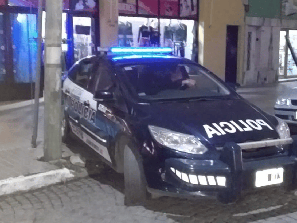 Rescataron a una joven sometida a supuesta trata laboral en una tienda de bolivianos 