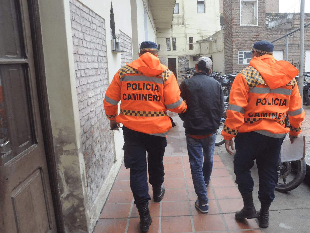 Policía Caminera detuvo a un cordobés buscado por robo  
