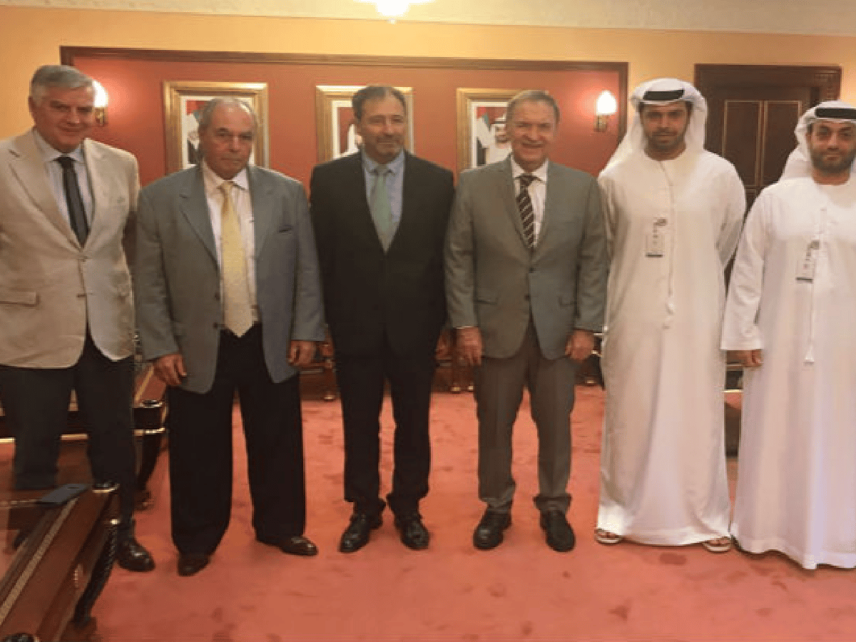 Schiaretti vuelve de Emiratos Árabes con 50 millones de dólares para acueductos en la región