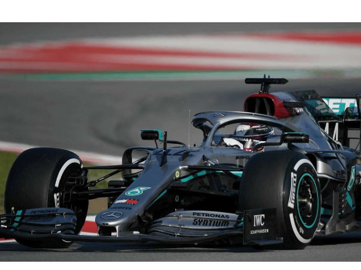 Dominio de Mercedes  en los ensayos