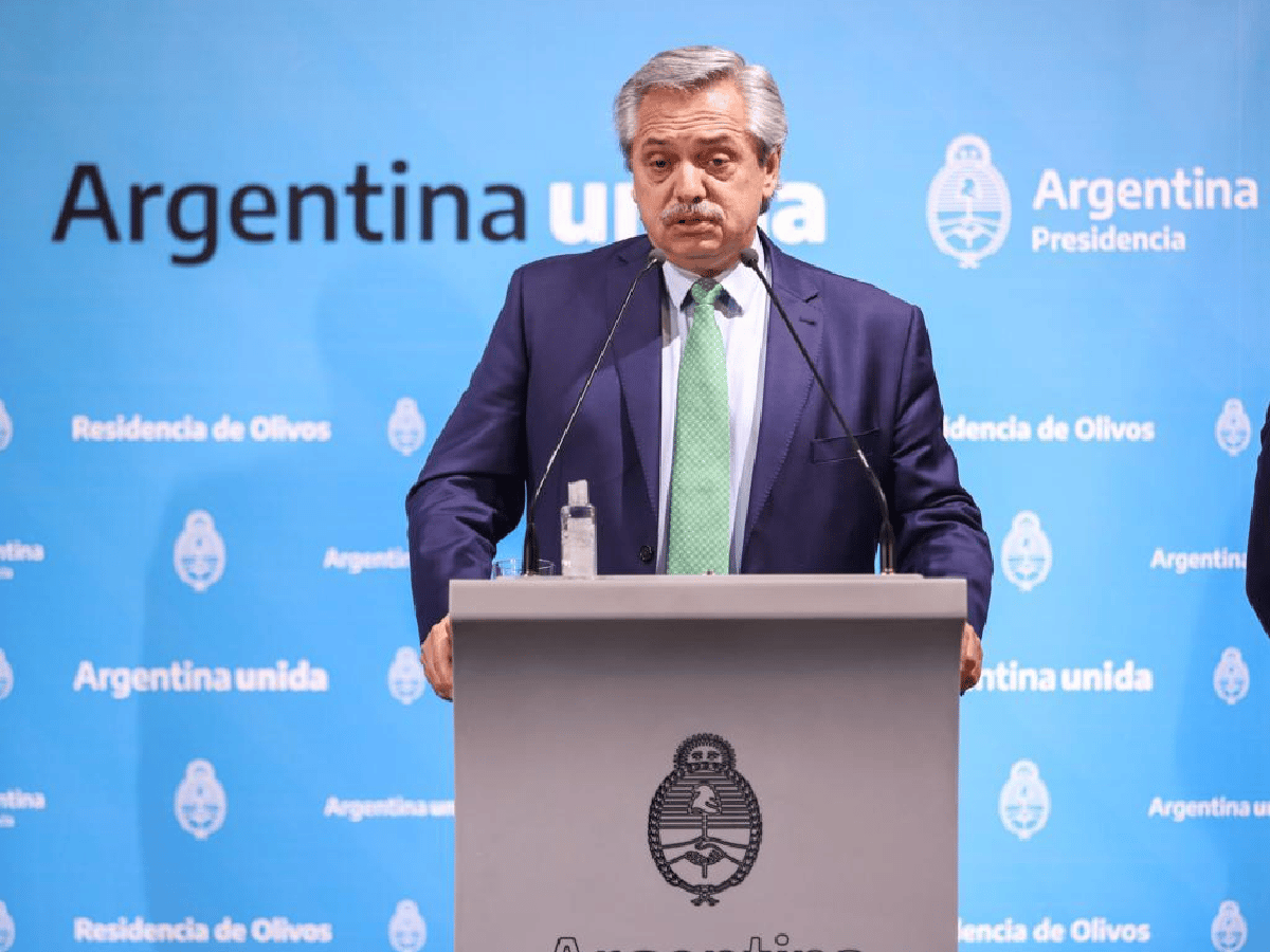 "Querido pueblo argentino": la carta que difundió Fernández explicando la decisión tomada