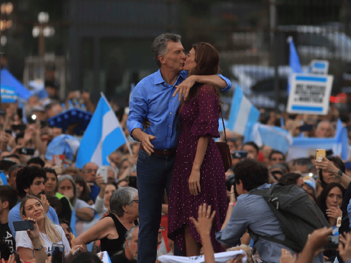 En Plaza de Mayo, Macri dijo que será "alternativa sana  de poder" y llamó a los militantes a "defender lo logrado"