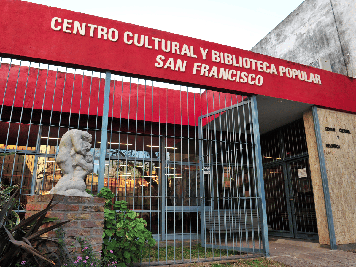 Charla en la Biblioteca en el  marco del “Córdoba Mata”
