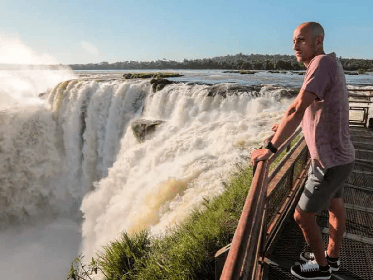 Manu Ginóbili invita a visitar las Cataratas del Iguazú