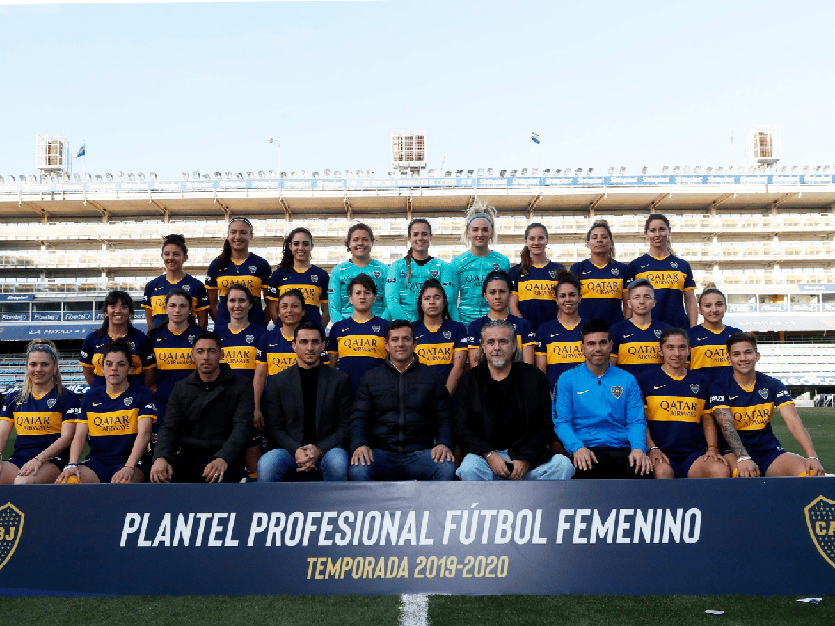 Boca presentó en la Bombonera al plantel profesional del fútbol femenino