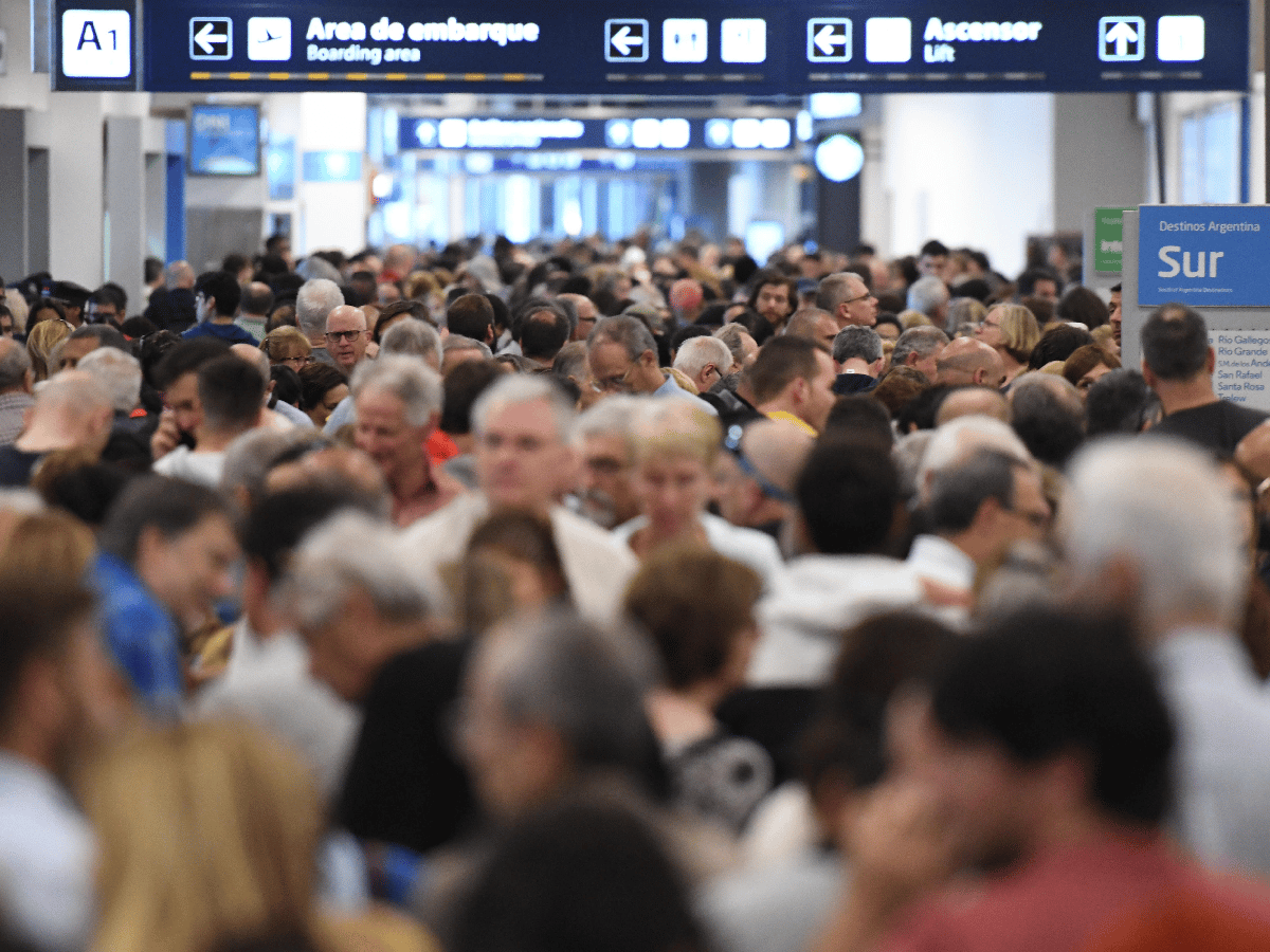 Aerolíneas Argentinas volvió a operar sus vuelos y confirmó servicios internacionales