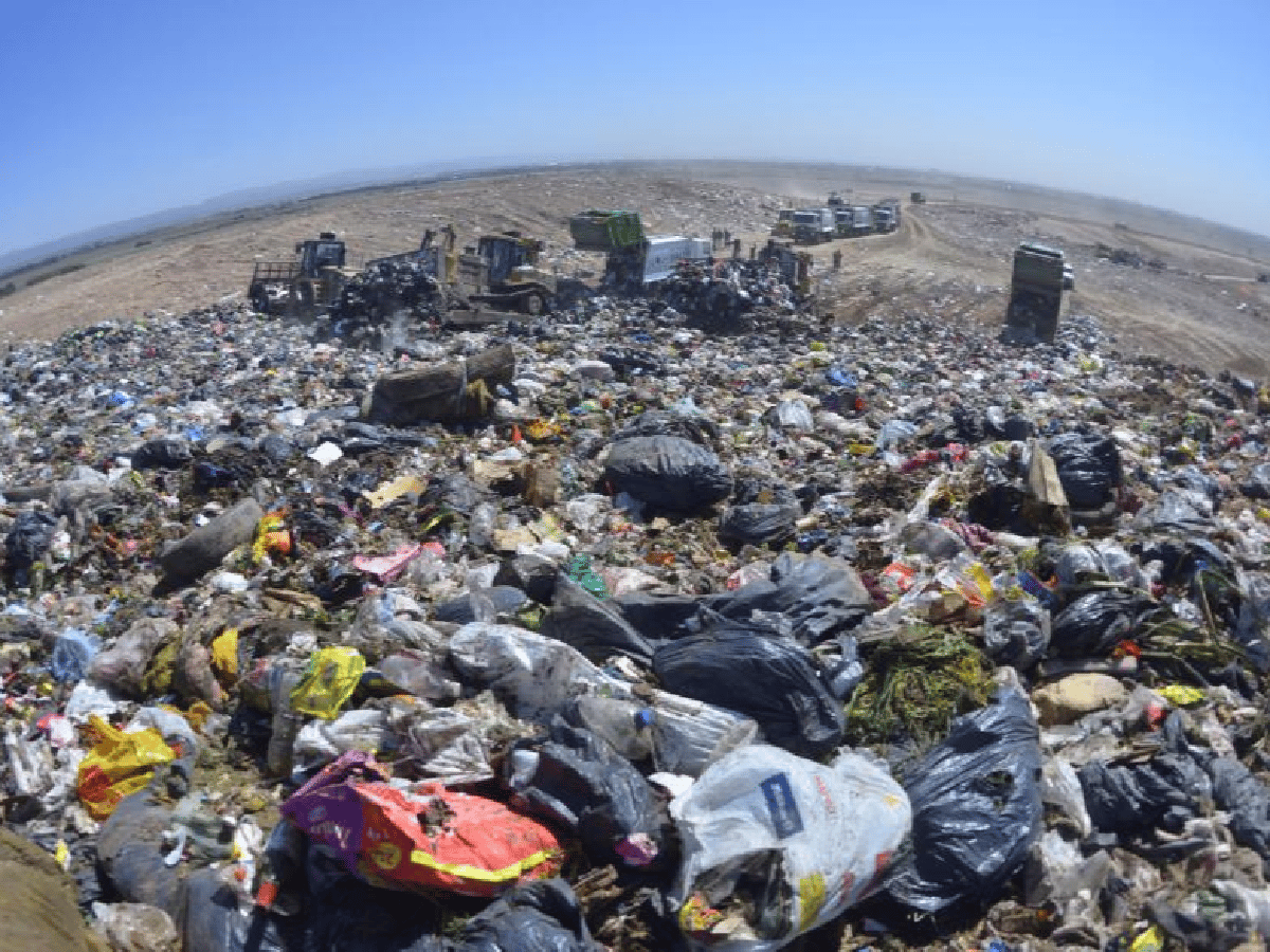 El Gobierno derogó un decreto que permitía importar basura de otros países
