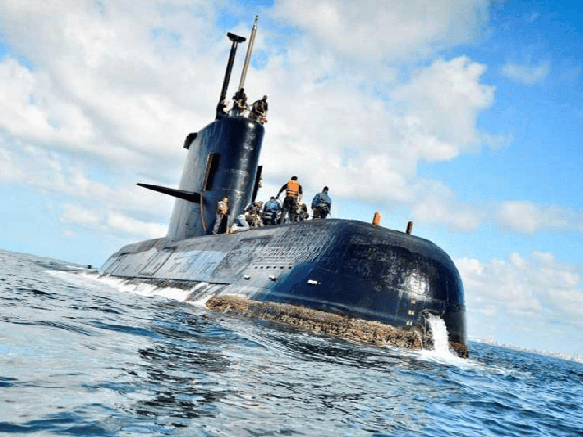 ARA San Juan: la Marina británica condecoró a sus submarinistas que participaron de la búsqueda
