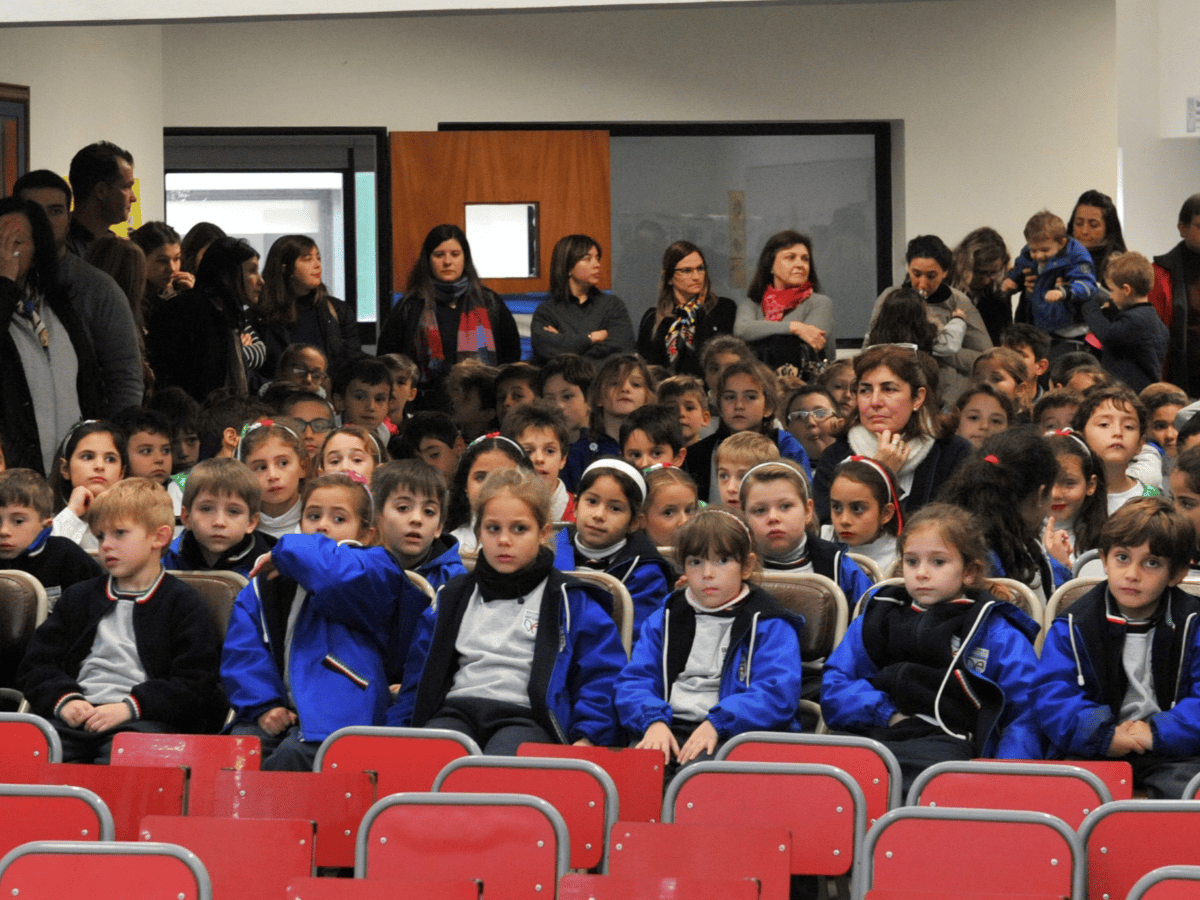 La escuela “Dante Alighieri” inauguró  cuatro aulas para el nivel secundario