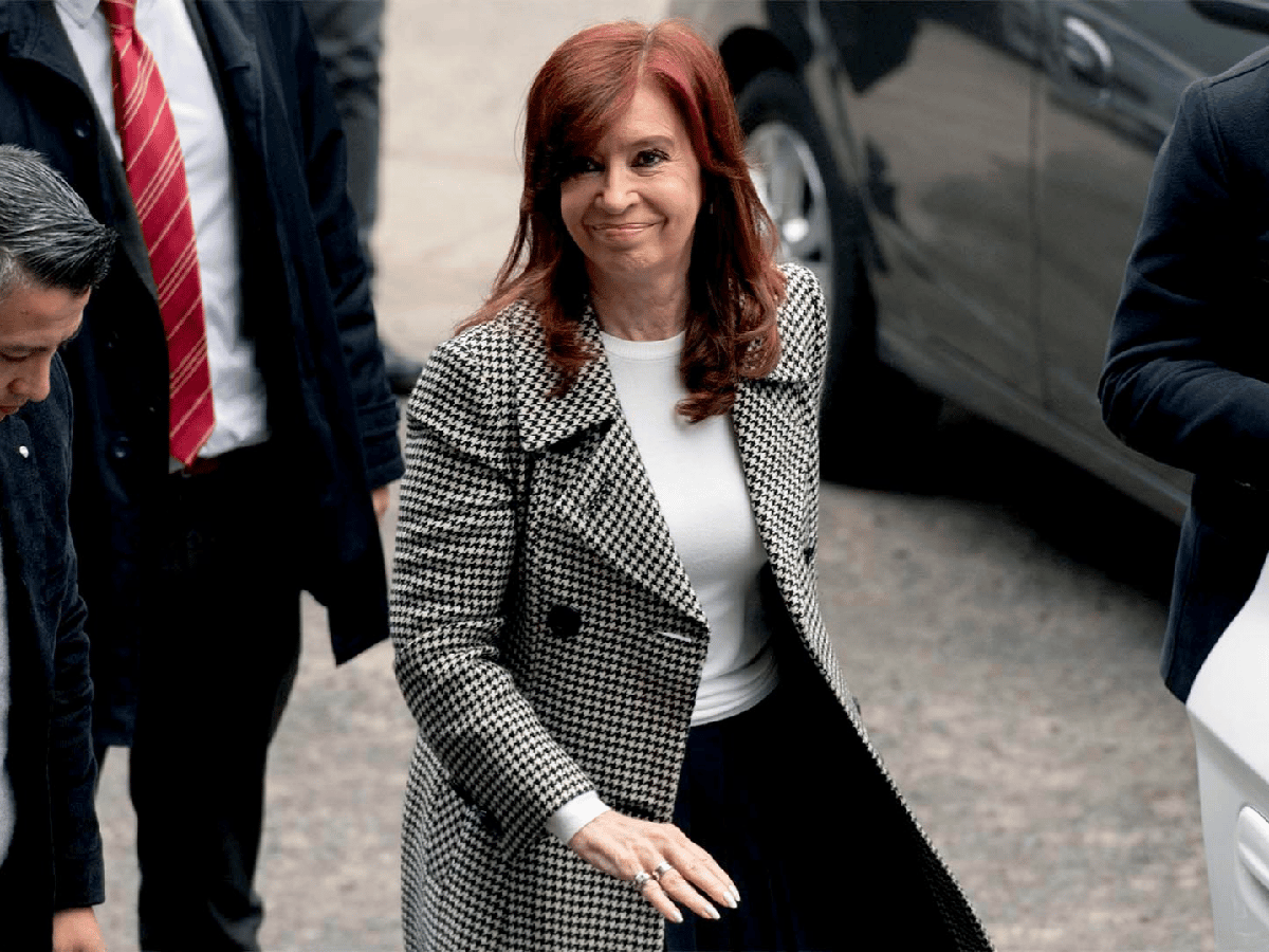 Comienzan las indagatorias en el juicio contra Cristina Kirchner por la obra pública