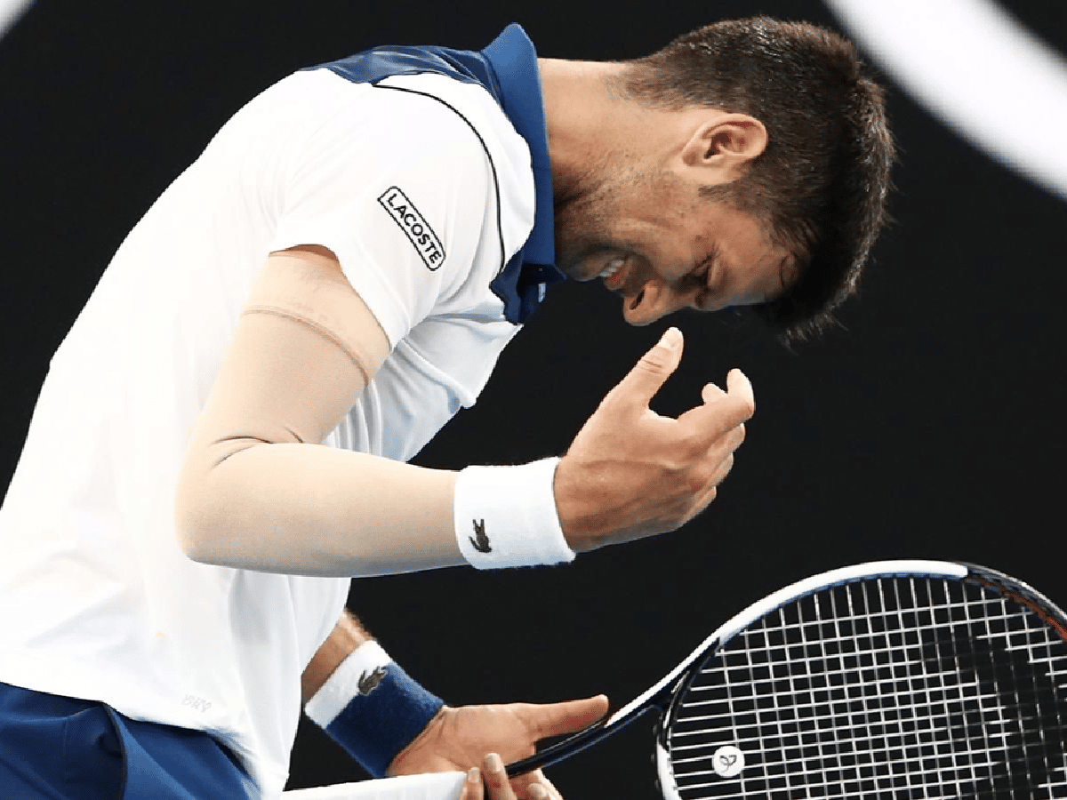 Djokovic pasó por el quirófano 