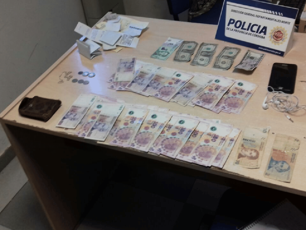 Detenido por robar dinero de una camioneta estacionada en Arroyito   