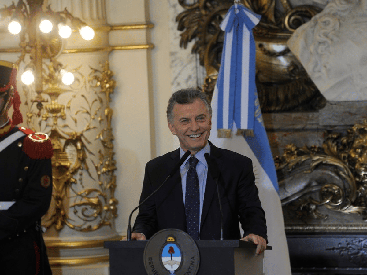 Macri anuncia acuerdos de precios y una ley con más controles a los supermercados