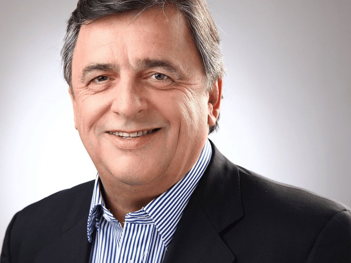 Negri se postula a gobernador con críticas al PJ cordobés