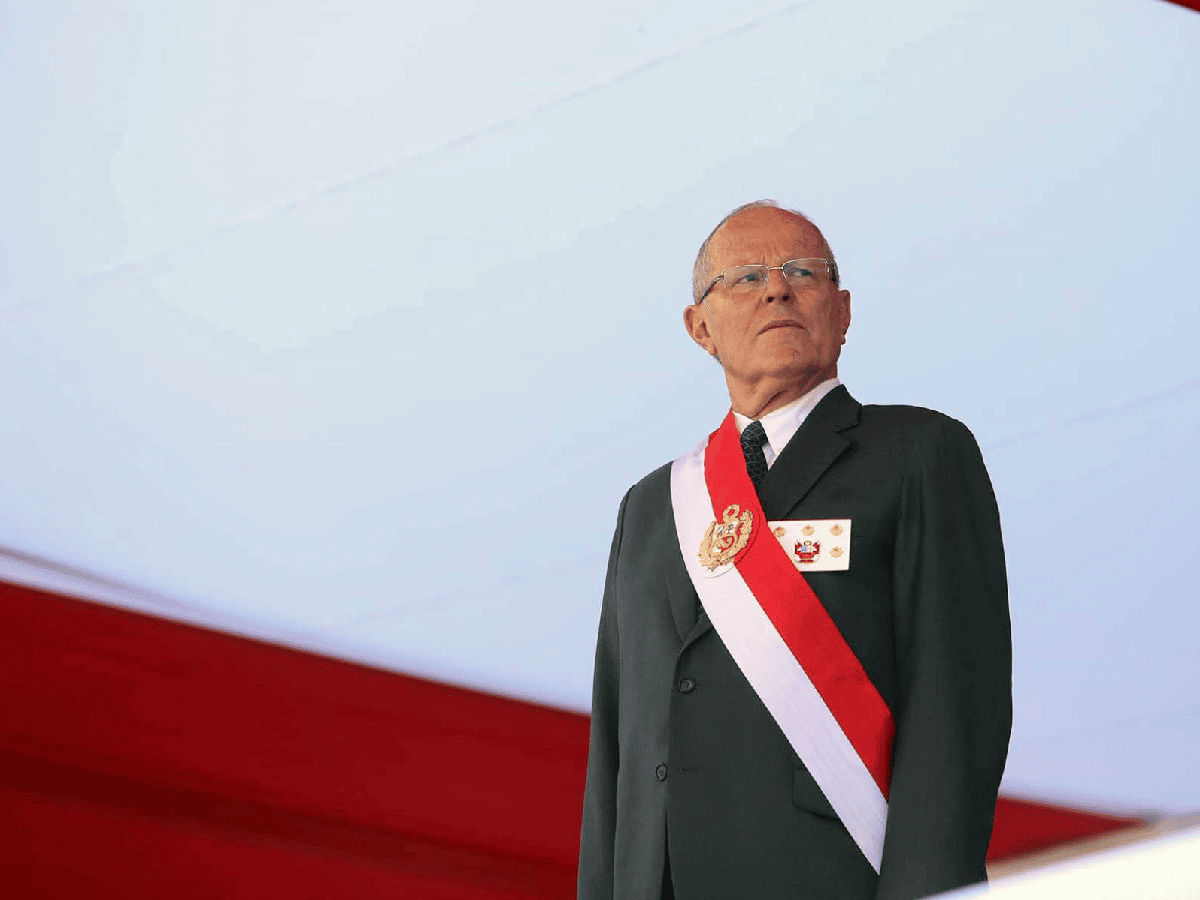 Renunció el presidente de Perú 