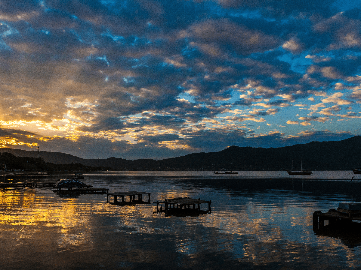 Florianópolis se destaca como el destino preferido de los argentinos que viajan a Brasil este verano