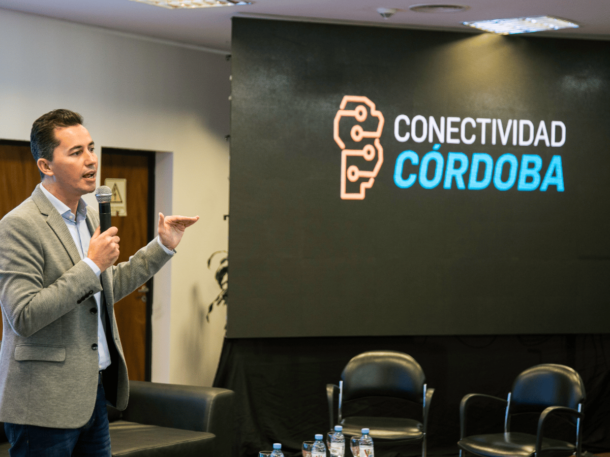 Presentan en la ciudad el plan “Conectividad Córdoba” 