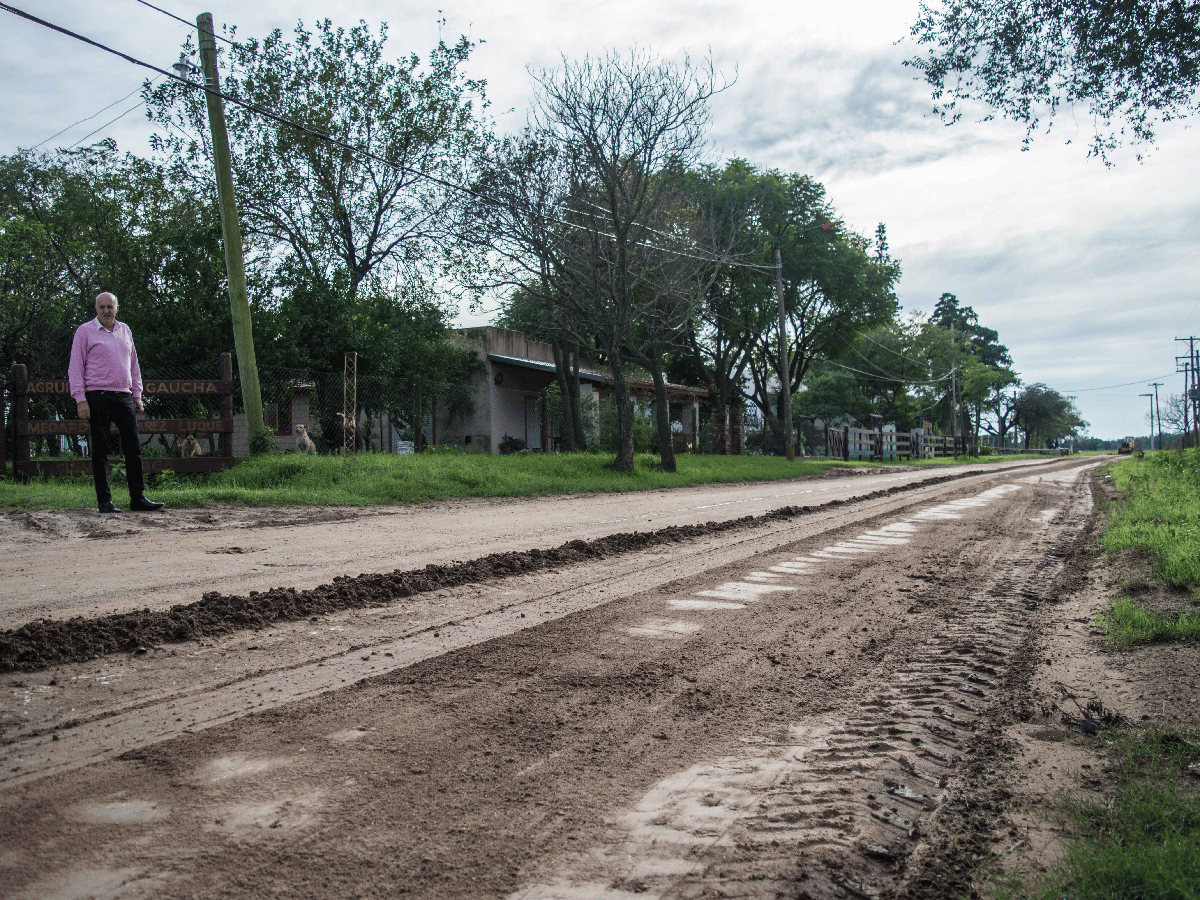 Las Varillas: tras las lluvias, municipio trabaja en el arreglo de calles 