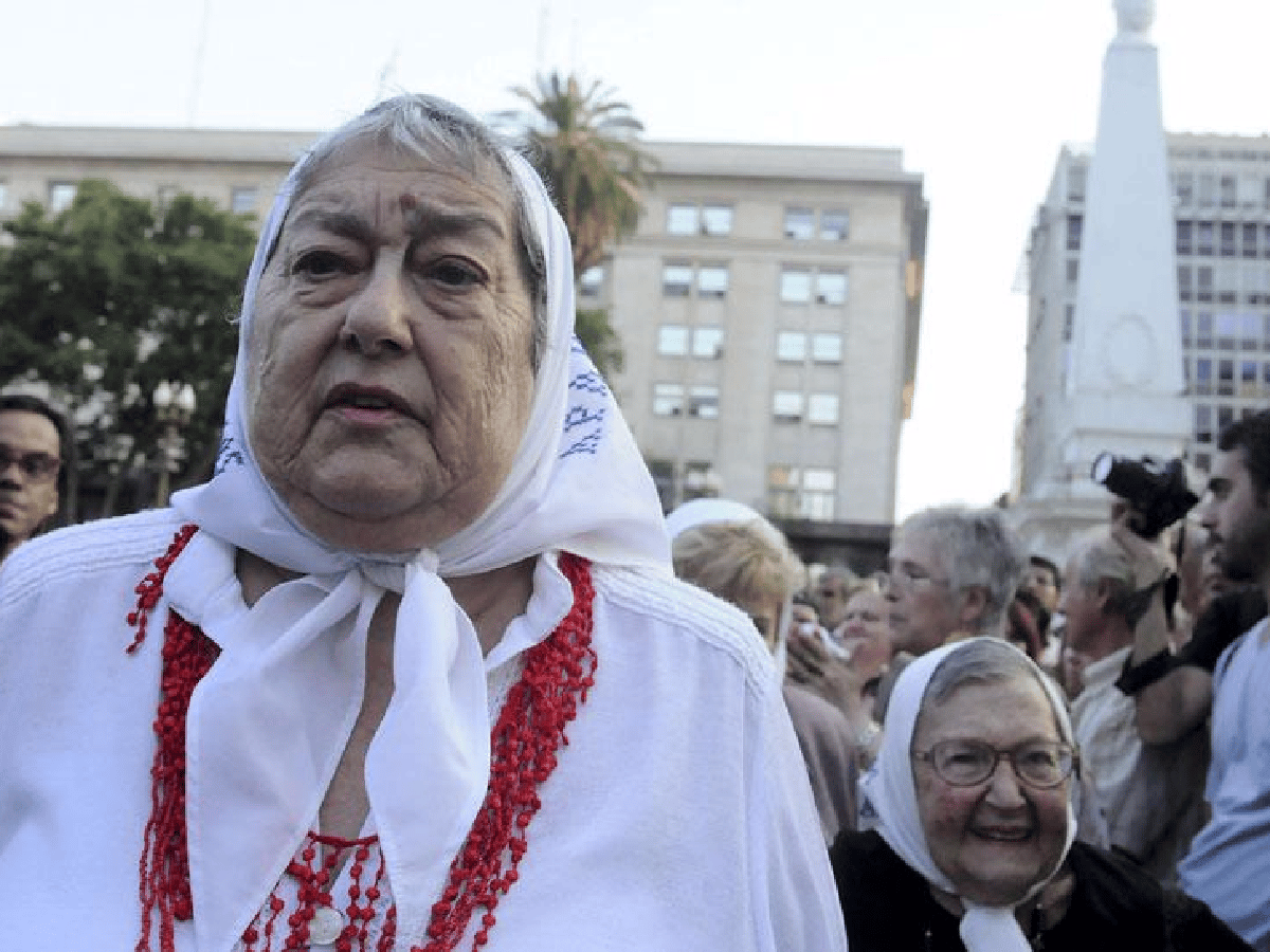 Hebe de Bonafini cargó contra el juez que ordenó un operativo en Madres de Plaza de Mayo
