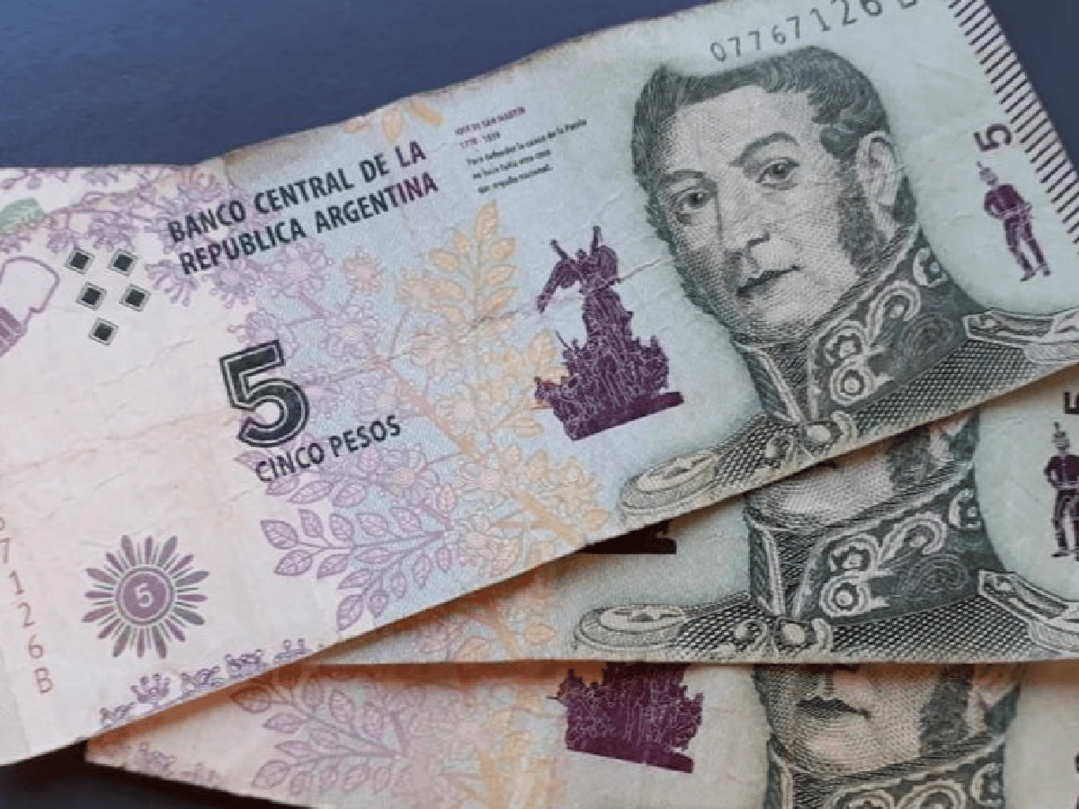 Arranca el canje de billetes de 5 pesos