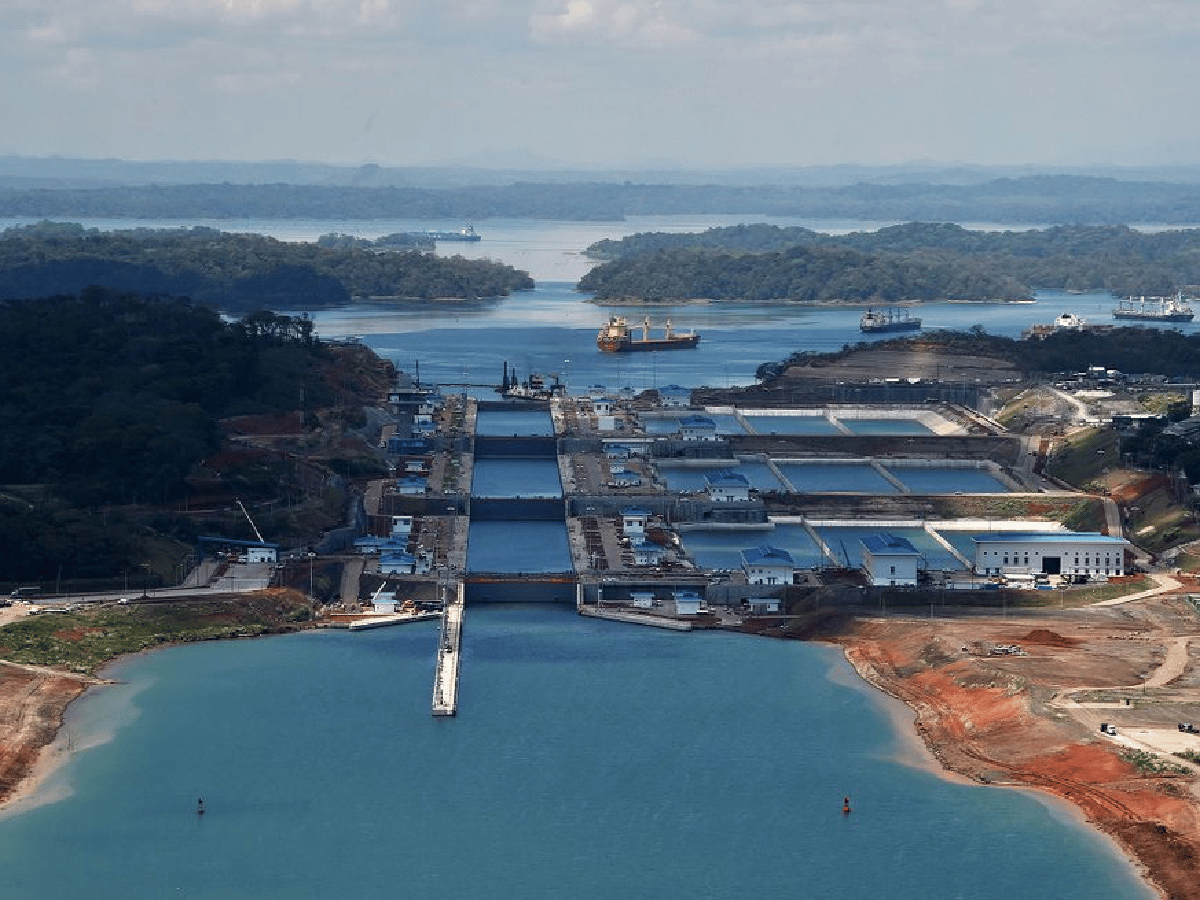 Advierten por una baja en el agua del Canal de Panamá