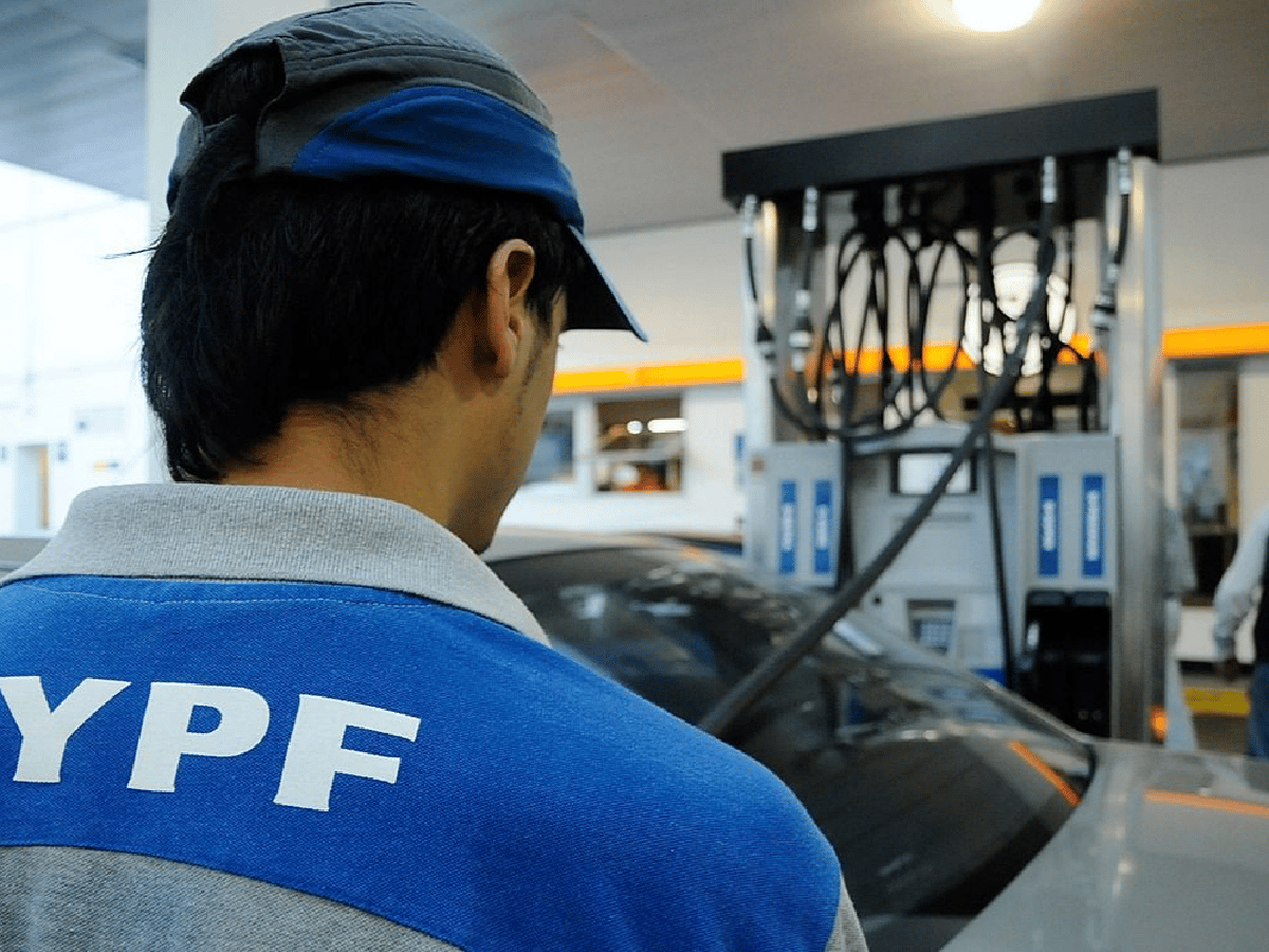 YPF aumentó un 1,6% sus combustibles desde este martes