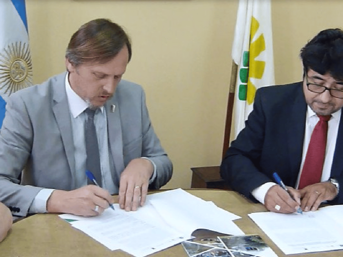 UTN firmó un convenio con la UNC para estudiar suelos