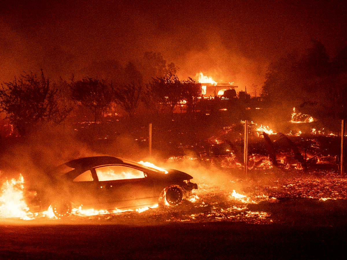 Infierno en el "paraíso": un incendio en California deja cinco muertos