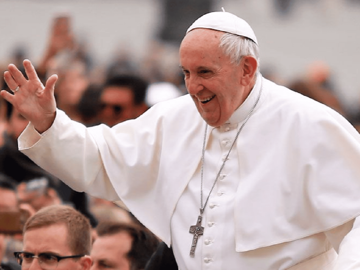 Papa Francisco: "A la Iglesia la mantienen los fieles"