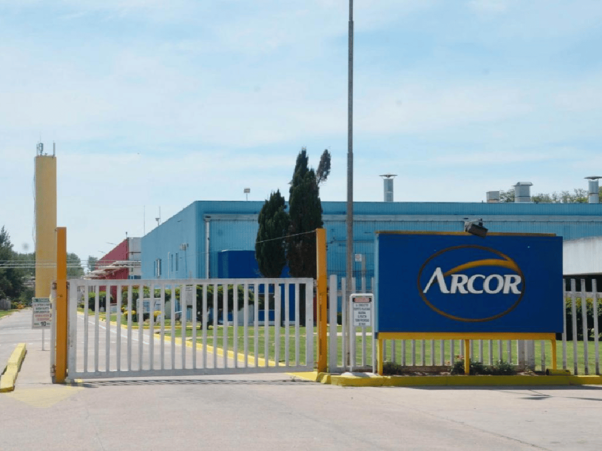 Con casi la mitad de la planta paralizada, Arcor achicó 10% del personal en San Luis