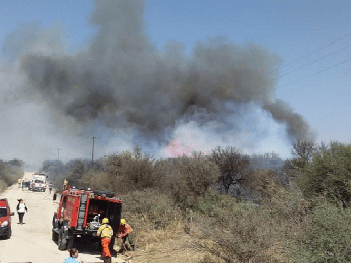El fuego sigue sin control en Salsacate y Cura Brochero