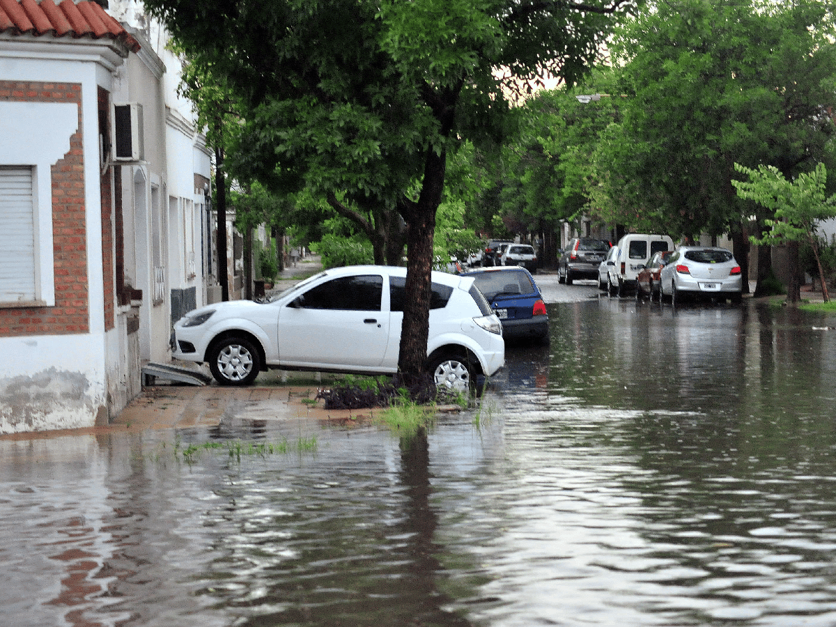 Alerta por tormentas fuertes con ráfagas y caída de granizo en Santa Fe y Córdoba