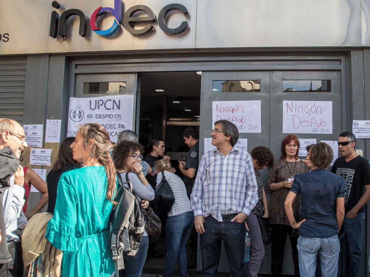 El Indec justificó el despido  de 80 de sus empleados  