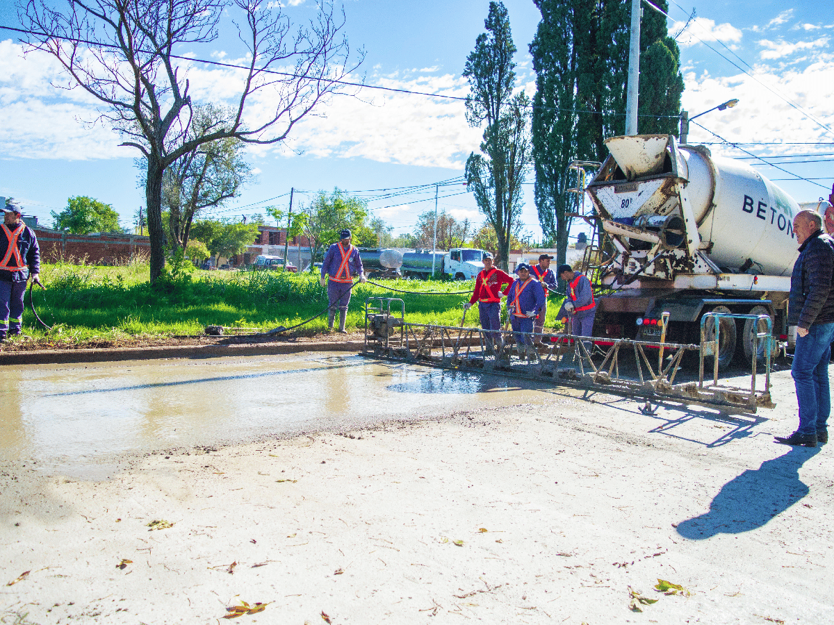 Las Varillas: finalizó obra de pavimento en barrio Alta Córdoba     